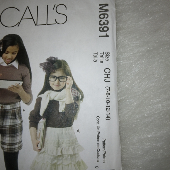 MCCALL'S M6391 Children's skirts and shorts, EASY , size 7-8-10-12-14 - Picture 2 of 5